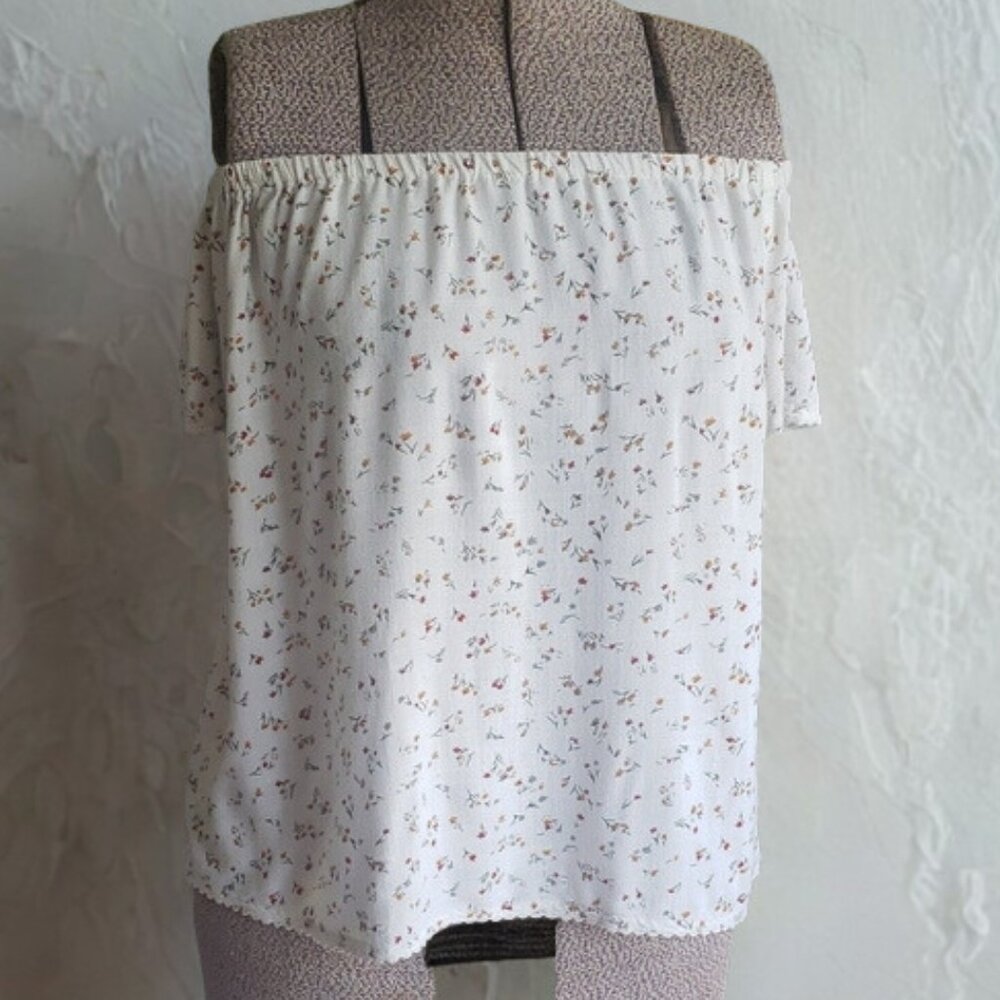 DNMX White Off Shoulder Floral Blouse, Sz S